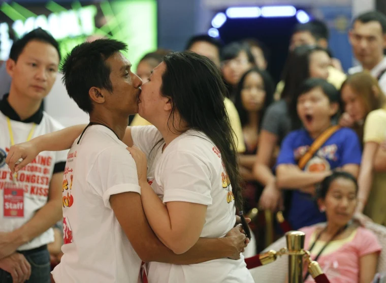 Guinness World Record-Holding Couple Who Kissed for 58 Hours Announce Separation After a Decade