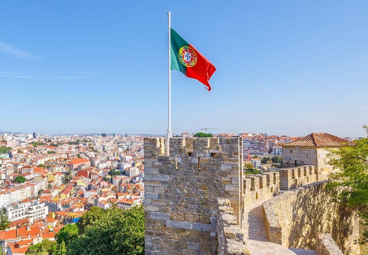 Portugal Extends Validity of Expired Visas and Residence Permits Until June 30 Allowing Foreign Nationals to Stay Legally